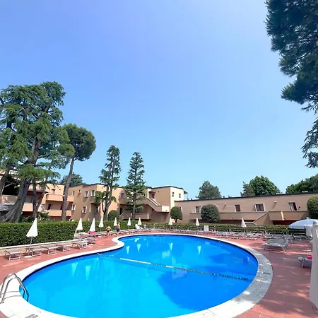 Daire Sg Family - Classic Peschiera *